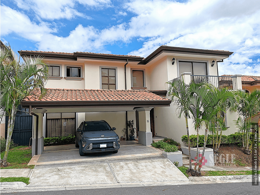 Casa en Condominio Loma Real