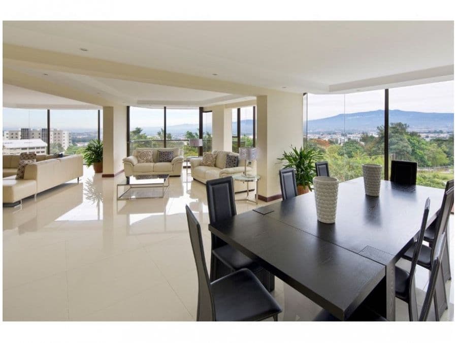 Apartamento en Condominio Altos de Marbella