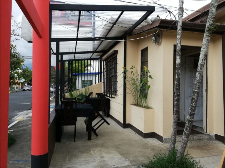 Commercial at El Carmen