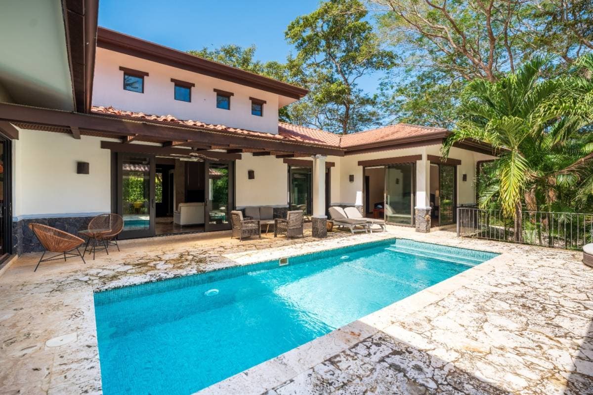 Casa en Las Brisas Condos & Villas