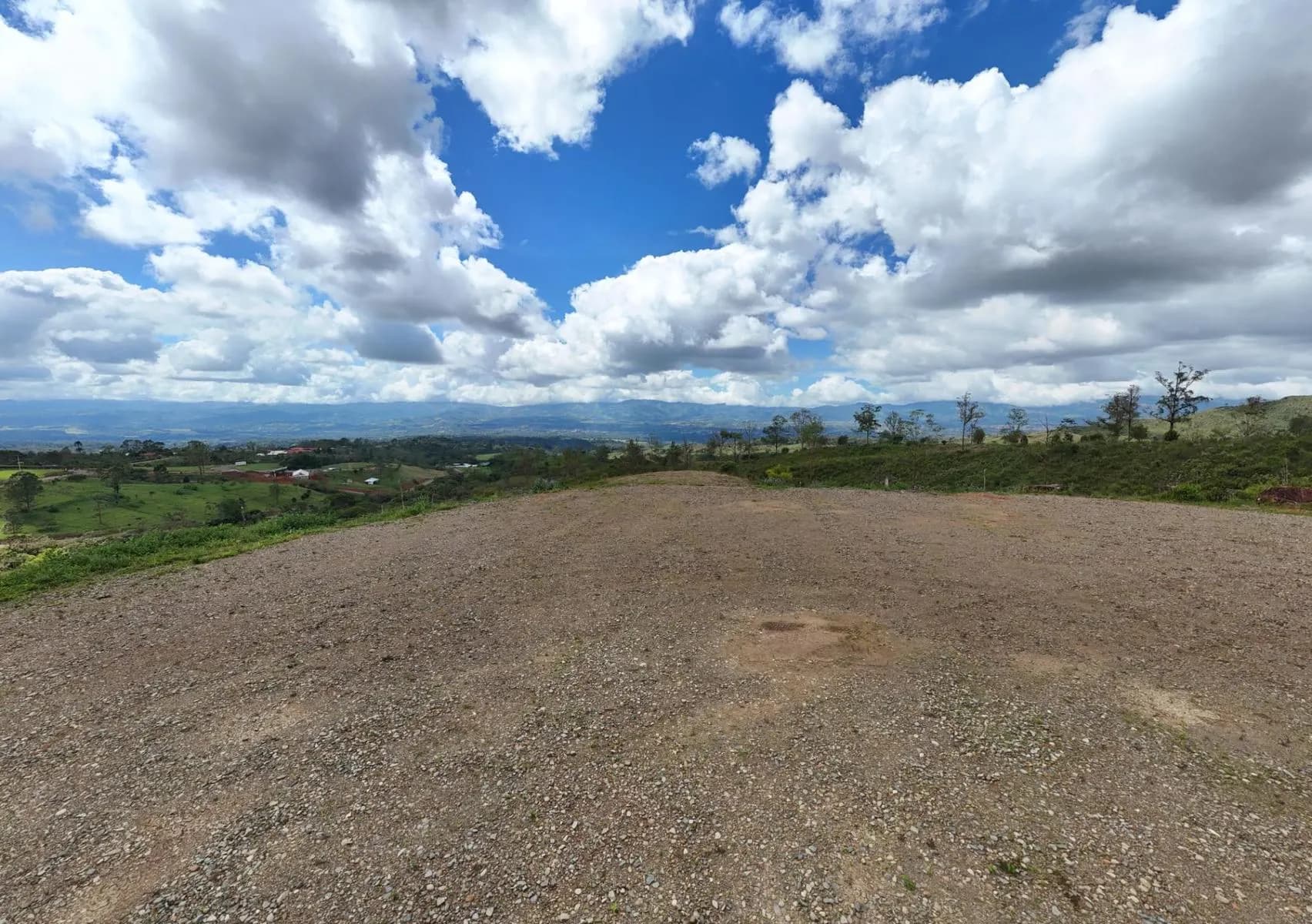 Land at Perez Zeledon