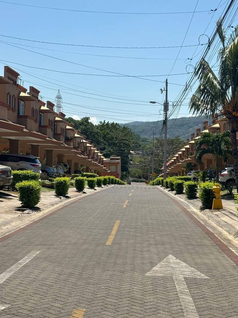 Casa en Condominio Doña Elsie