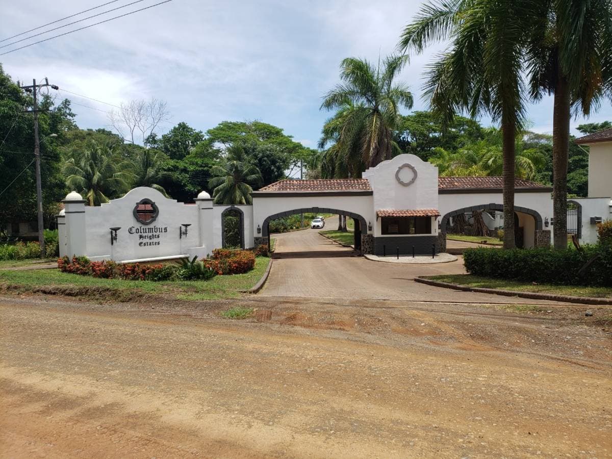 Property at Quebrada Amarilla