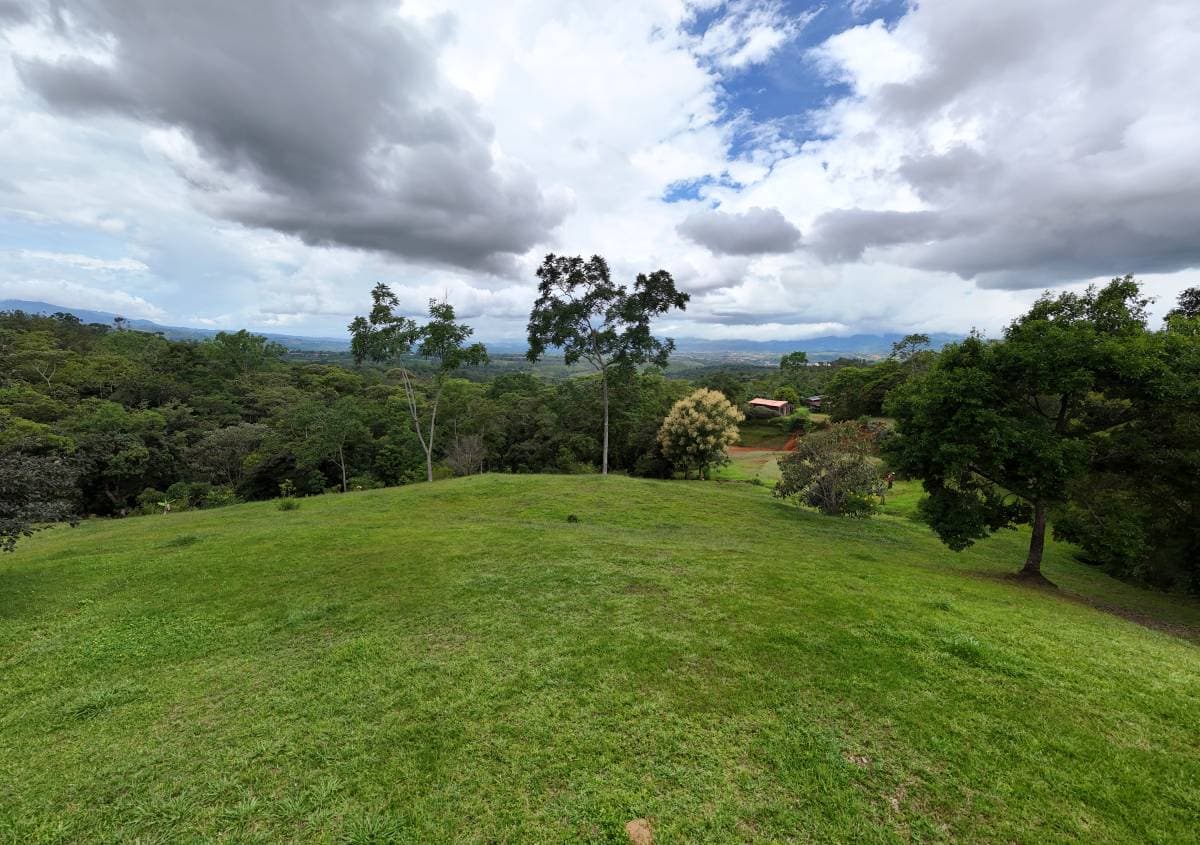 Property at Miravalles