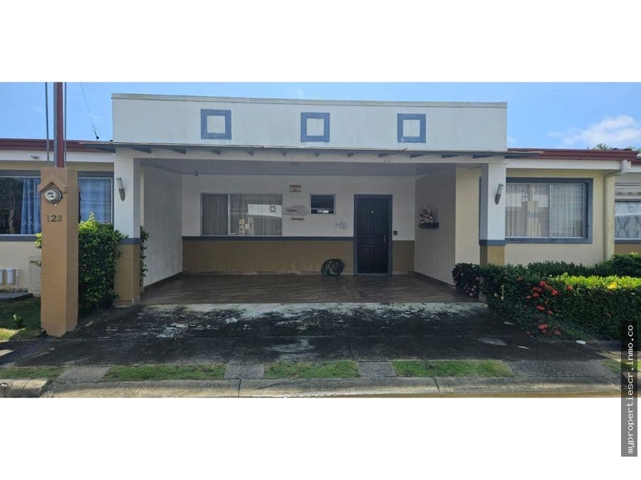 Casa en Parrita