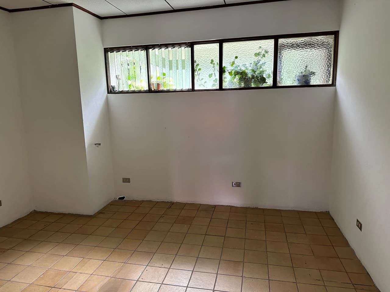 Commercial at El Carmen