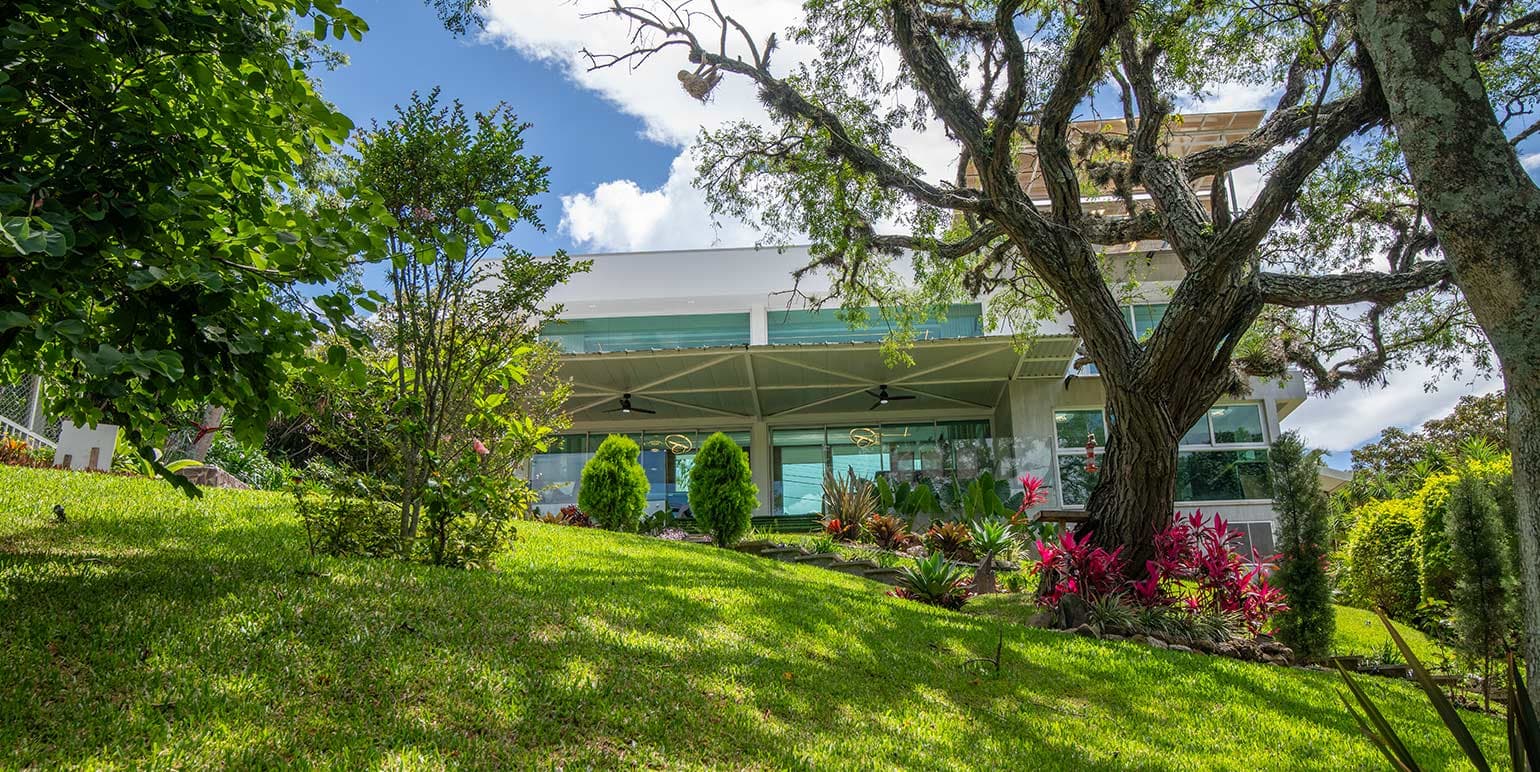 Property at Los Laureles