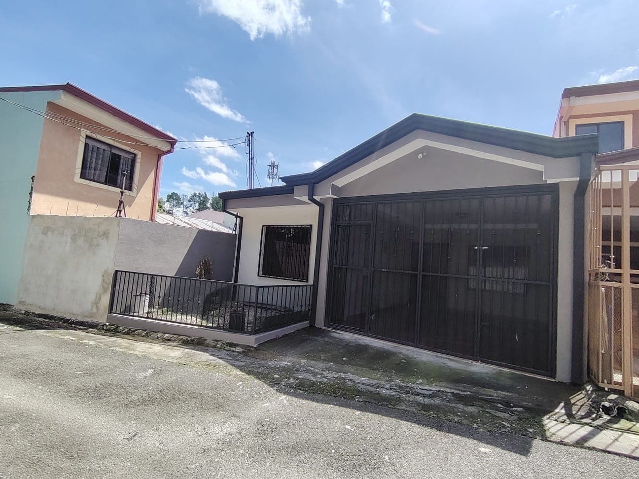 Property at San Rafael Abajo