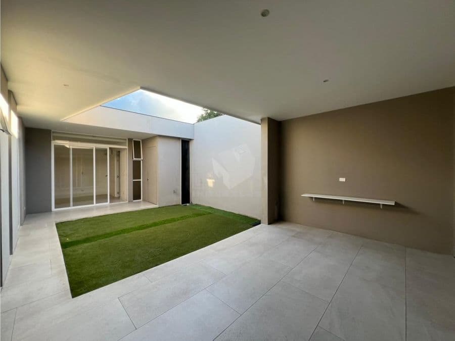 Propiedad en Santa Ana