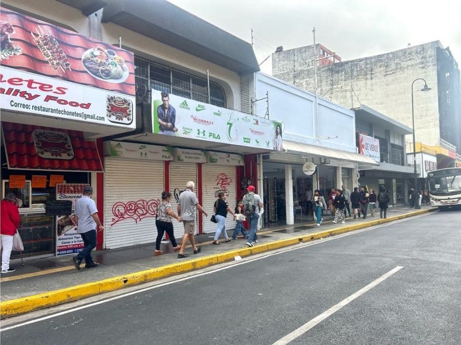 Comercial en Catedral