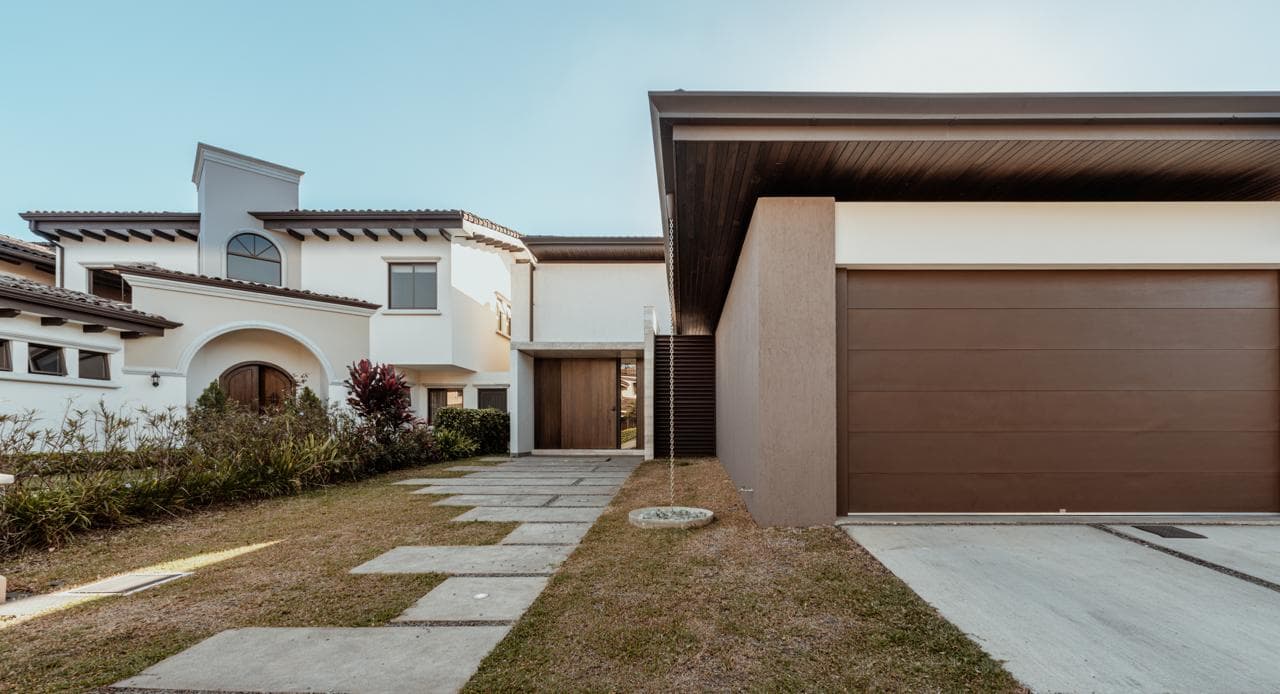 Property at Condominio Vía Cipres