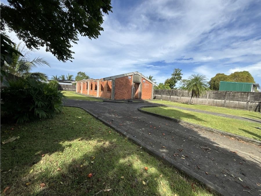 Property at Limón