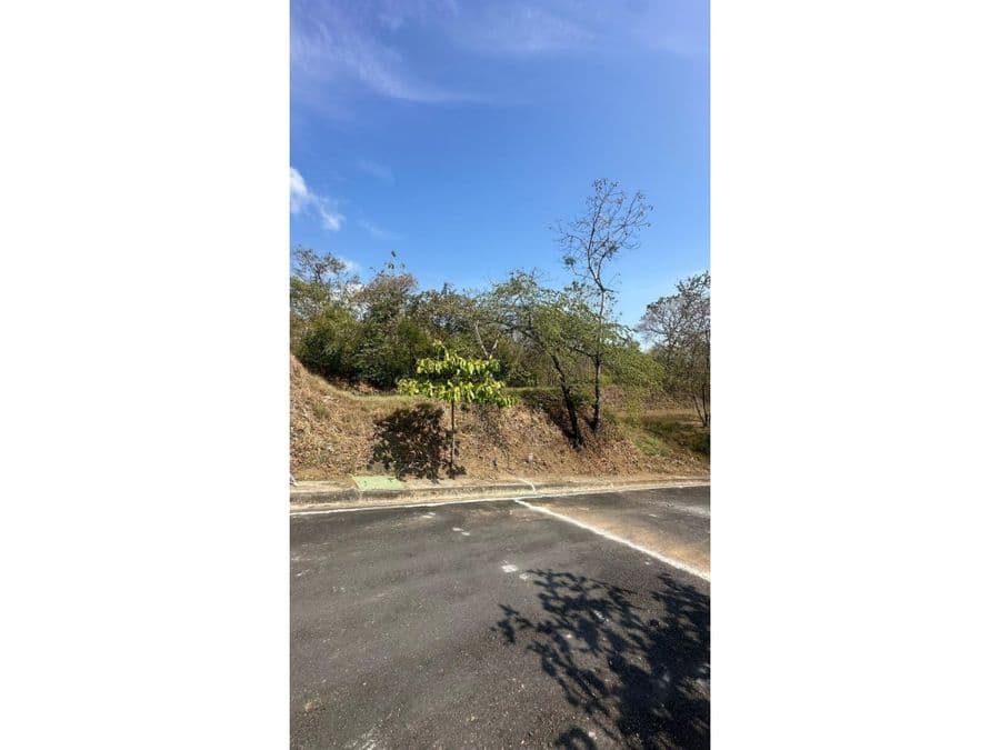 Propiedad en Condominio Lomas Del Sol