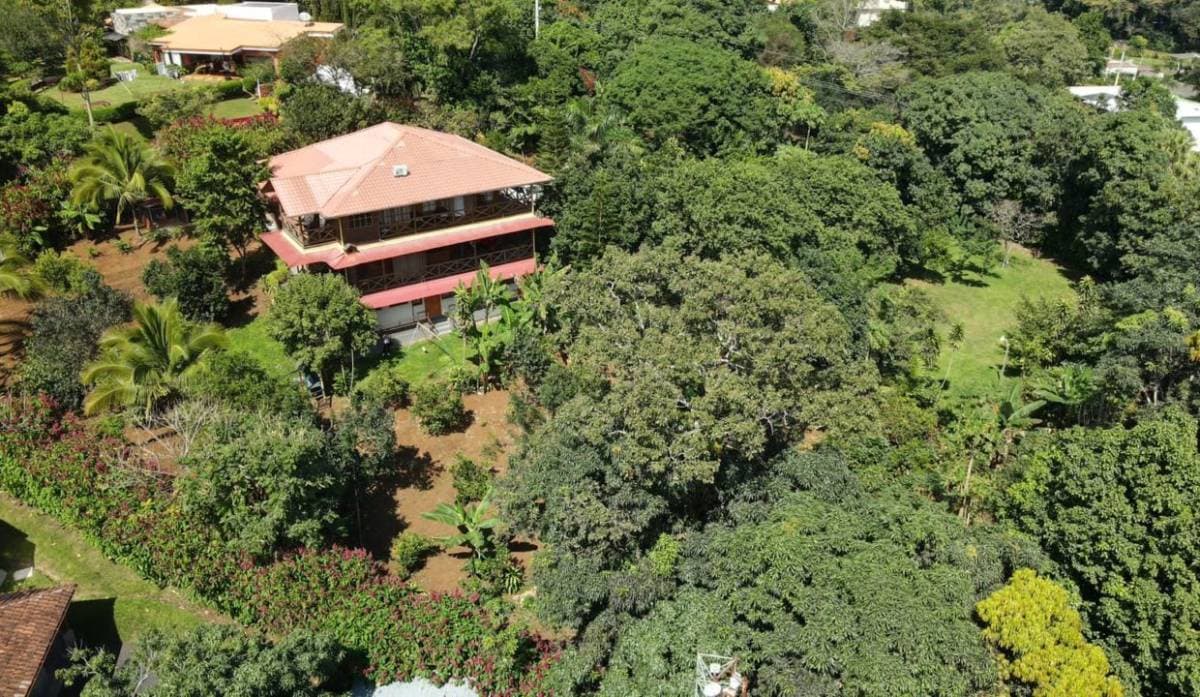 Casa en Plantation Estates