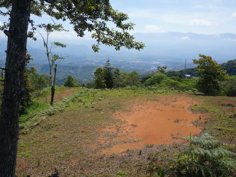 Terreno en San Isidro de El General