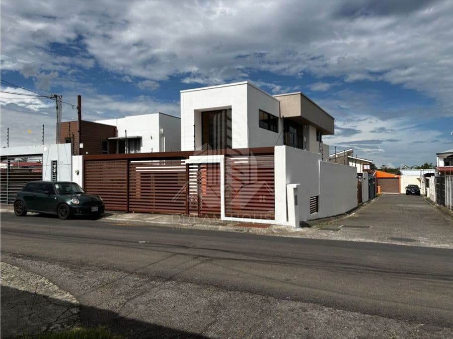 Casa en Guácima