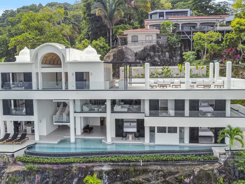 Property at Tárcoles