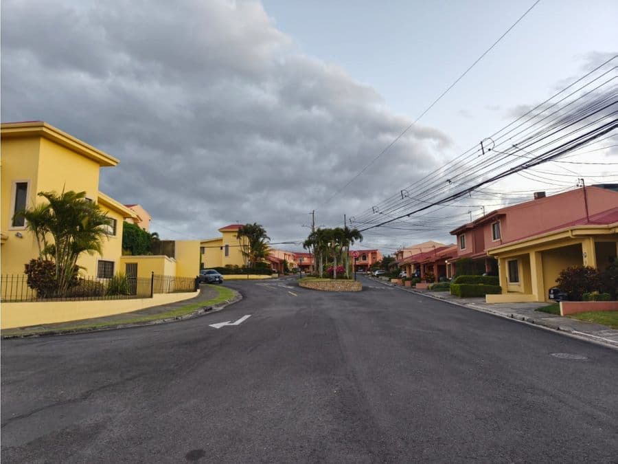 House at Condominio Avicennia