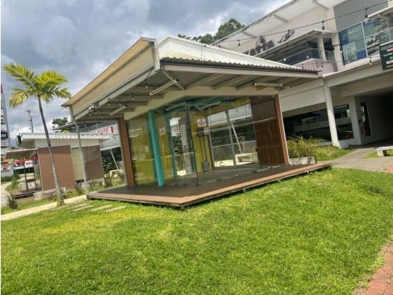 Commercial at Heredia