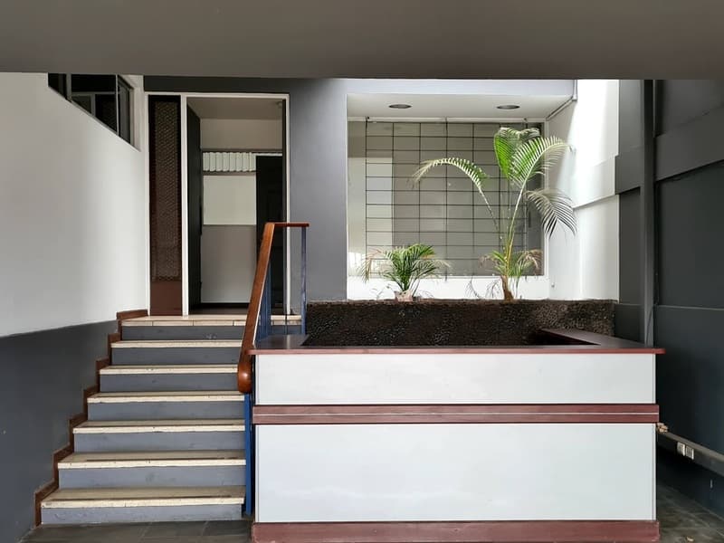 Comercial en San Pedro