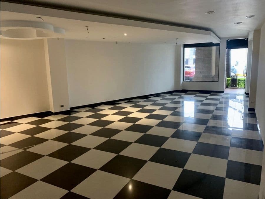 Commercial at San Rafael