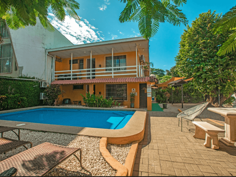 Commercial at Sardinal