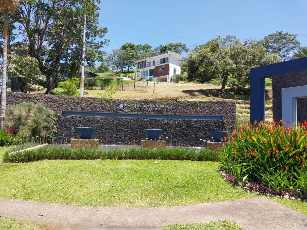 Propiedad en Naranjo