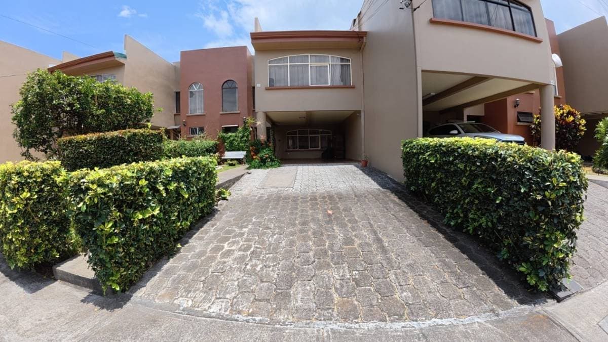 Casa en Anselmo Llorente