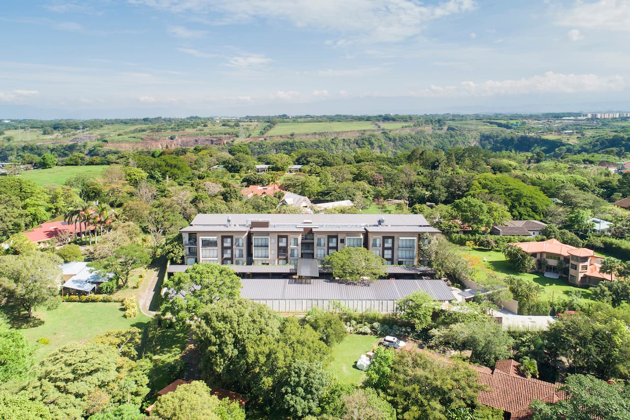 Propiedad en Condominio Lomas de Santa Ana