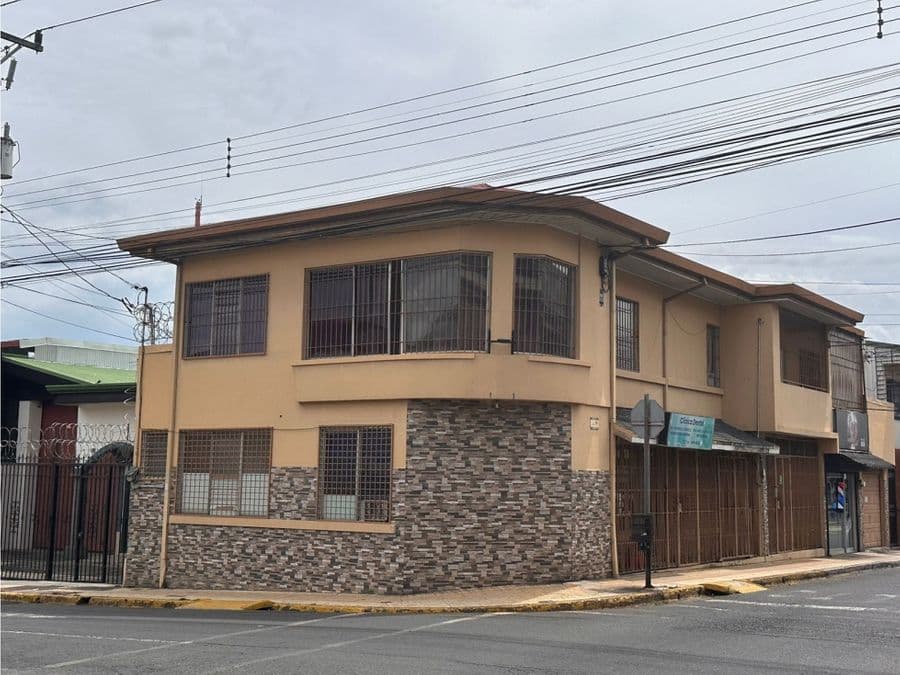 Edificio en Alajuela