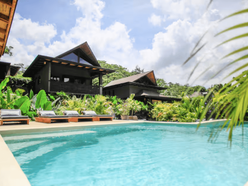 Comercial en Cóbano