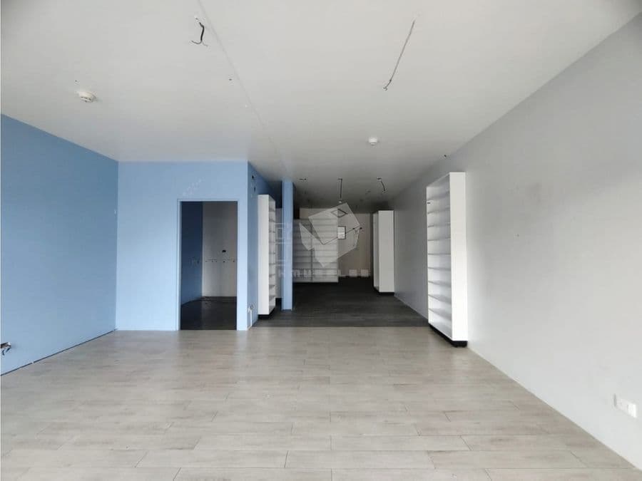 Commercial at San Rafael