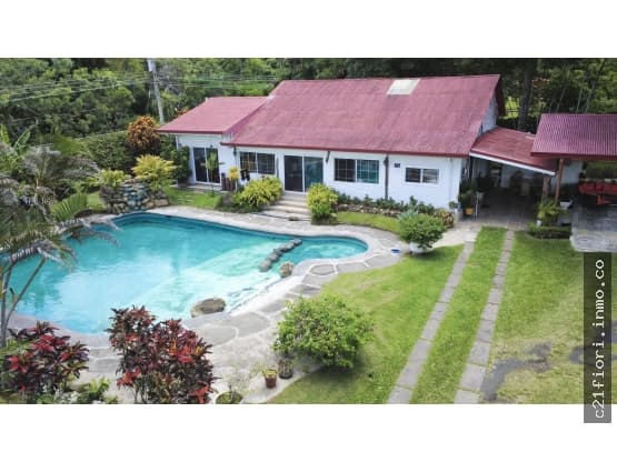 Casa en Santa Ana
