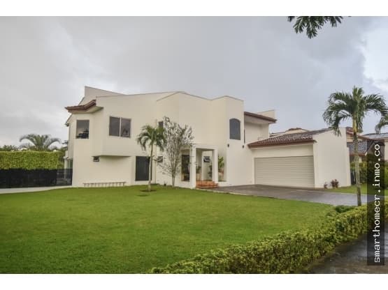 Casa en Valle del Sol