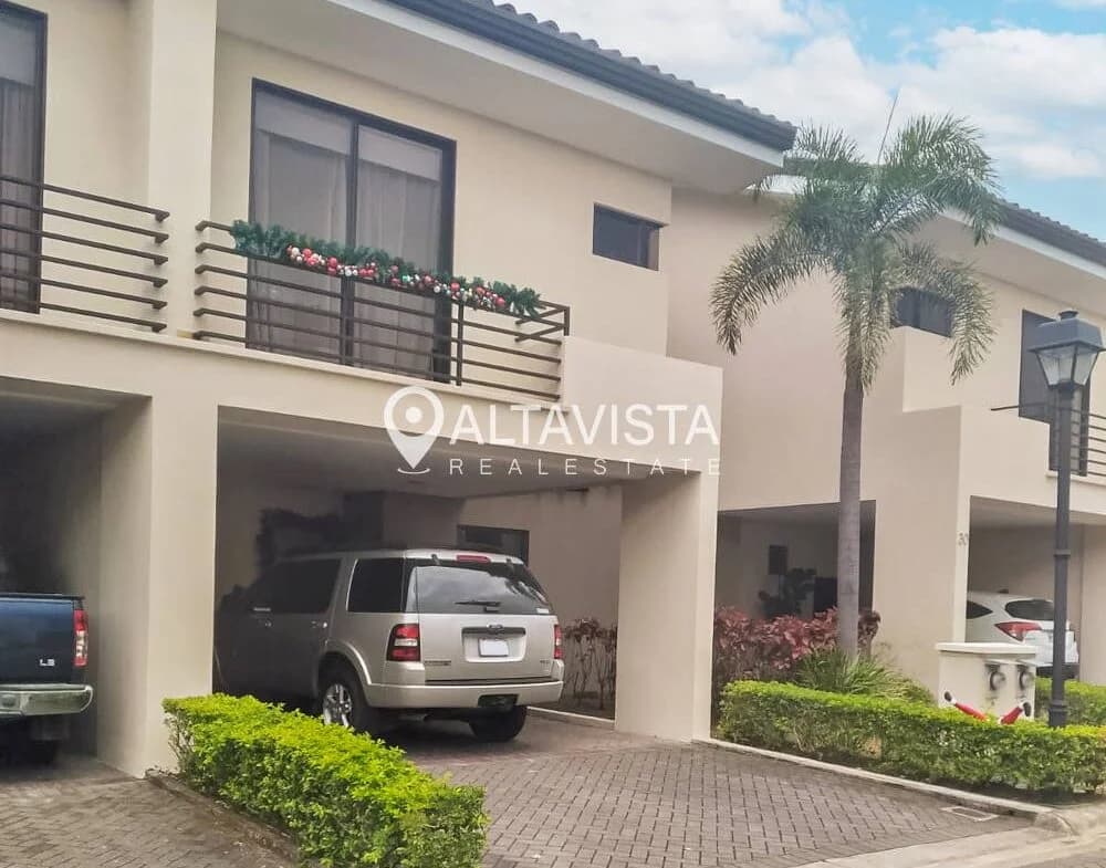 House at Condominio Parques del Sol