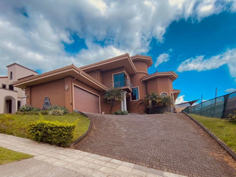 Property at Curridabat