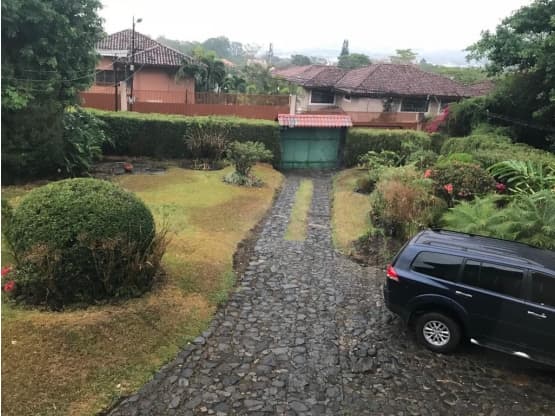 Casa en Escazú