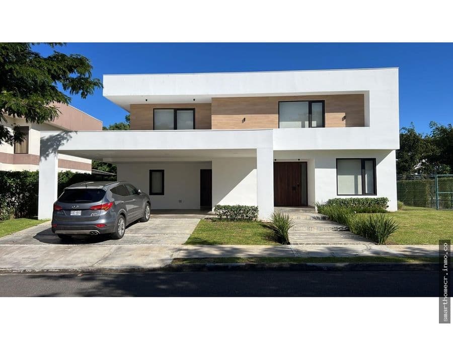 Casa en Santa Ana