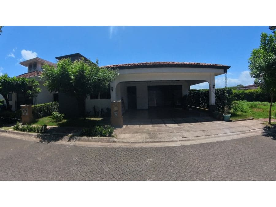 Propiedad en Condominio Parque del Encino