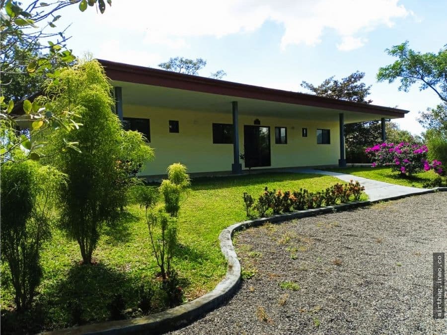 Casa en Piedades Sur