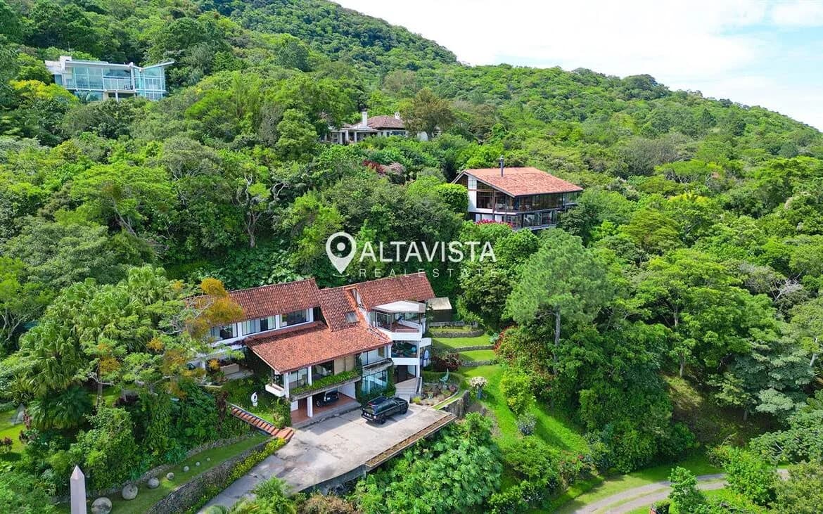 Terreno en Santa Ana