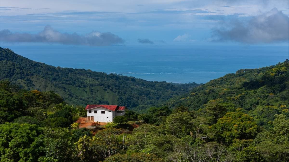 Estate at San Isidro del General