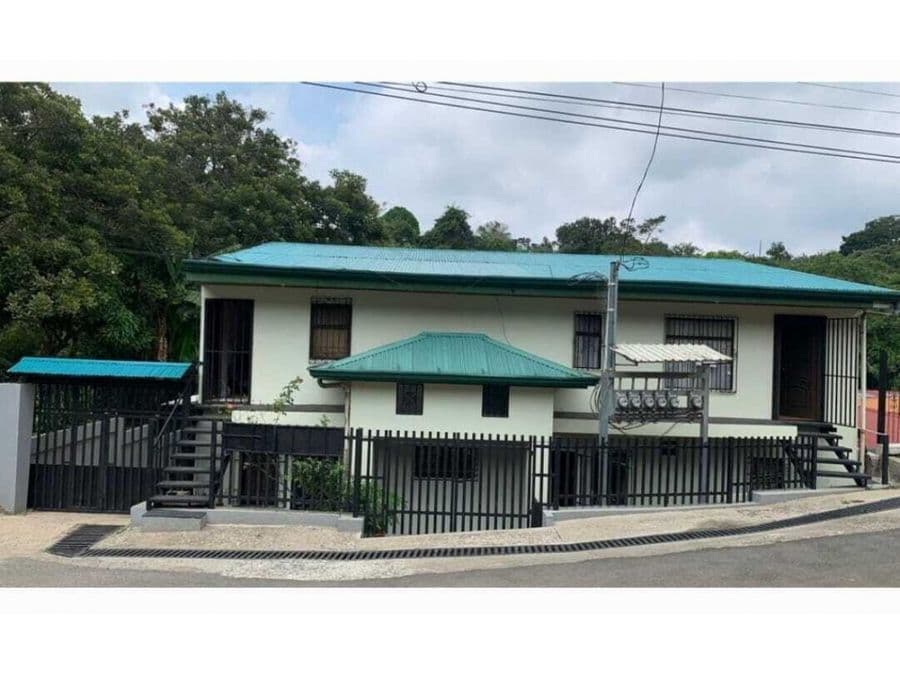 Edificio en Carrizal