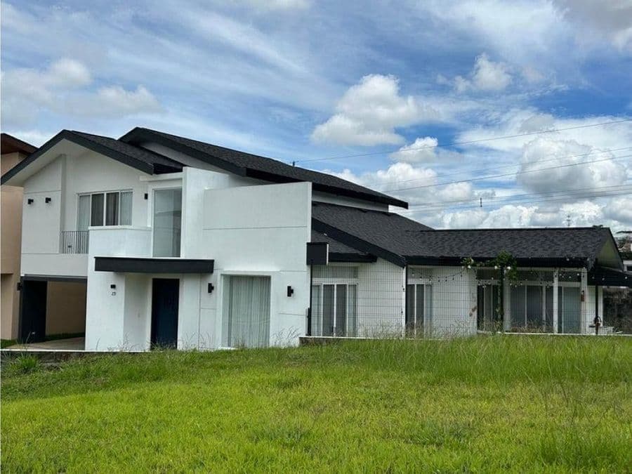 House at Condominio Francosta