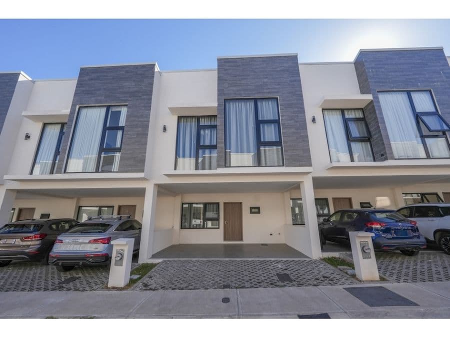 Casa en Santa Ana Urbano