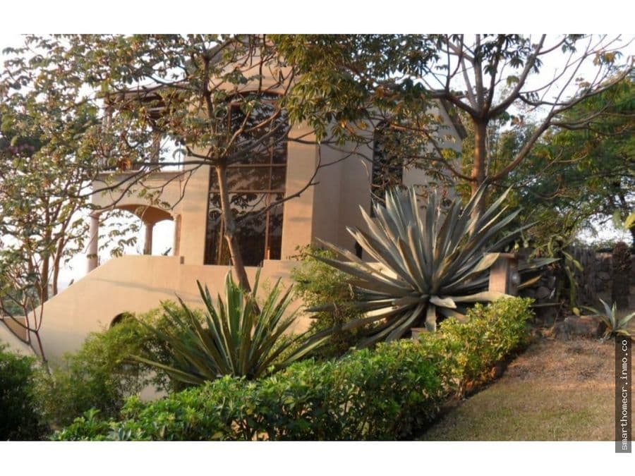 Casa en Residencial Villa Real