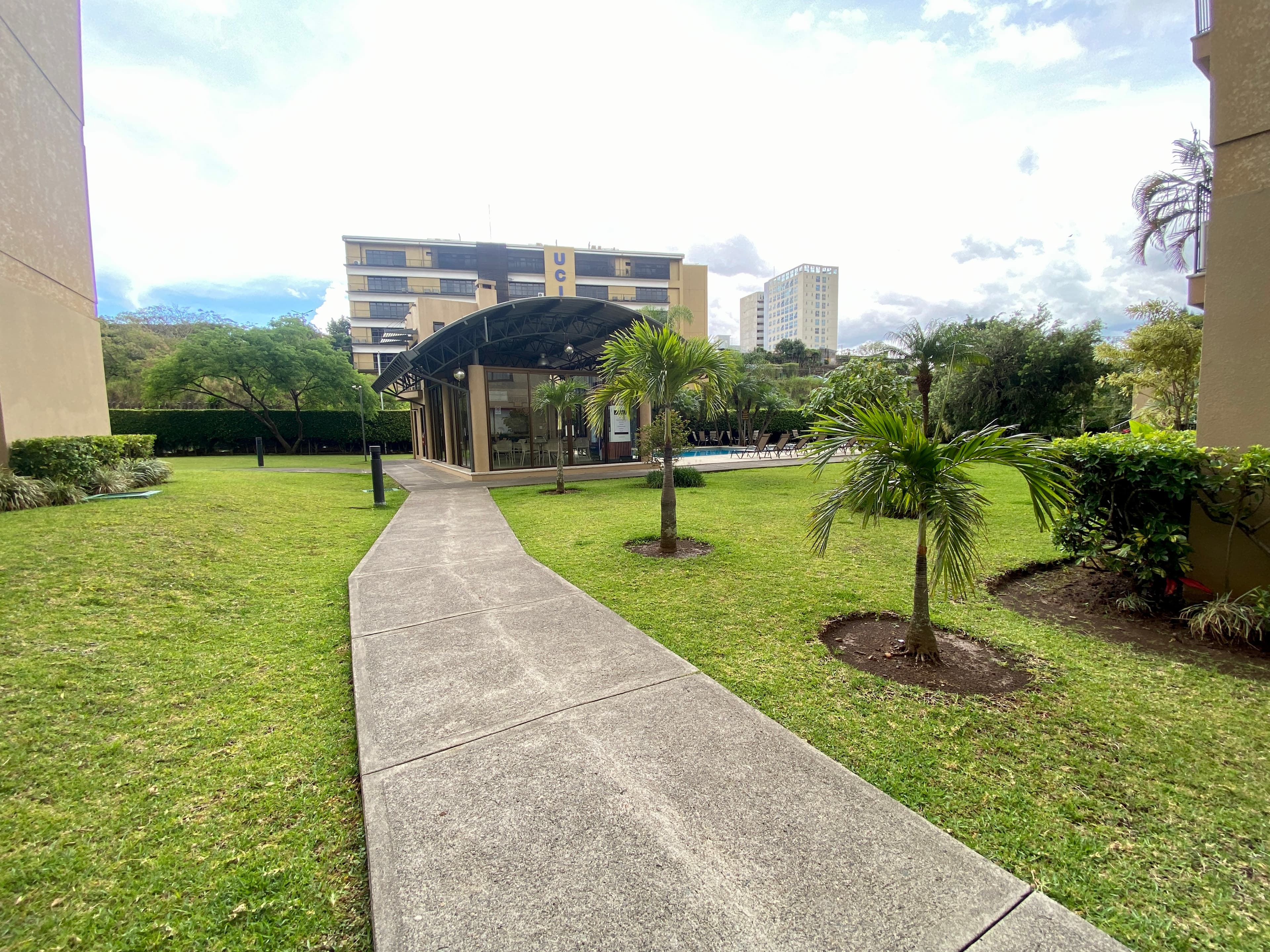 Propiedad en Condominio Brisas del Oeste