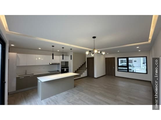 House at Santa Ana