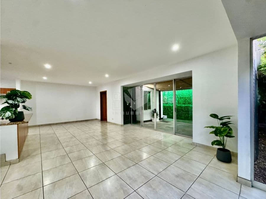 Propiedad en Santa Ana