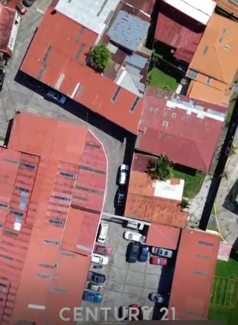 Commercial at El Alto